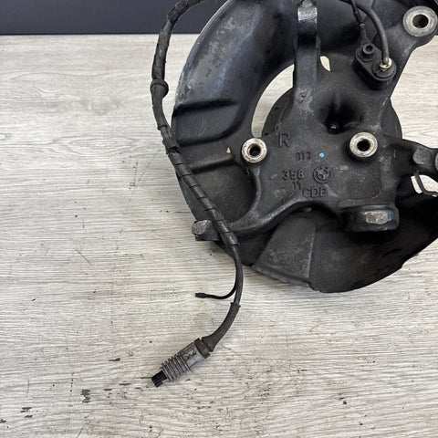 BMW E36 M3 S50 RIGHT PASSENGER FRONT SPINDLE HUB ASSEMBLY  *Notes*