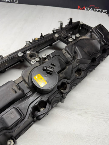 2015–2020 BMW M2/M3/M4 F80 S55 Engine Cylinder Head Valve Cover OEM 11127846359