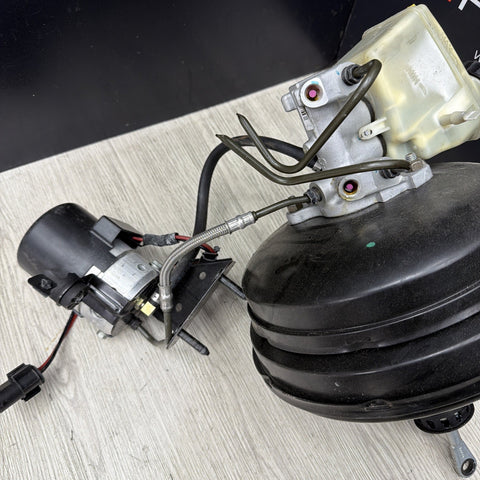 01-02 BMW E46 M3 S54 Abs Brake Booster Servo Unit LHD 2228985