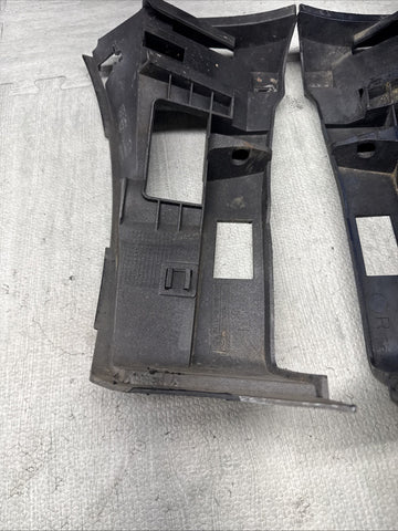 01-06 BMW E46 M3 LEFT RIGHT DRIVER FRONT BUMPER COVER GUARD BRACKET PAIR 2695247