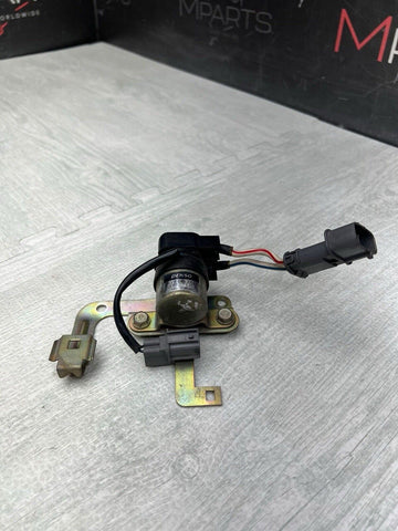 2000-2003 Honda S2000 AP1 Air Pump Control Module Relay 182800