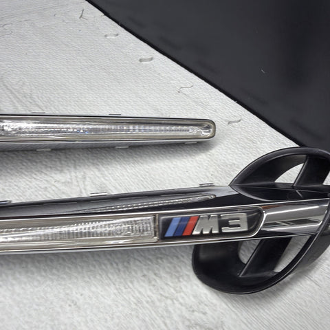 08-13 BMW E92 E93 M3 Front Fender Grilles Side Marker Light Chrome Trims OEM