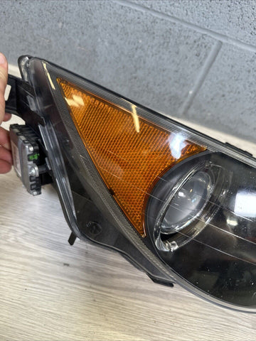 06-07 BMW E63 M6 FRONT RIGHT HEADLIGHT HEADLAMP XENON ADAPTIVE 7165804 6939069