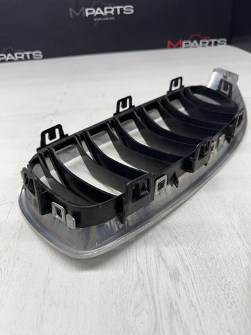 15-20 BMW F80 M3 F82 F83 Front Bumper Kidney Chrome Grilles Grills OEM M4 Badge