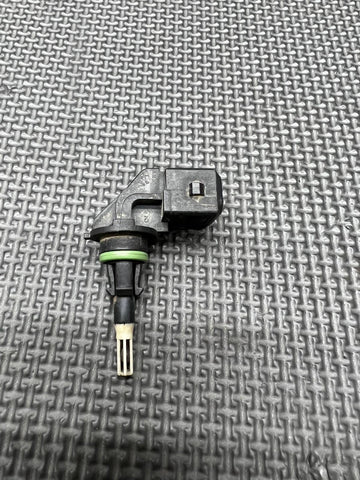 Intake Air Charge Temperature Sensor Hella 009109351 08-13 BMW E90 E92 E93 M3