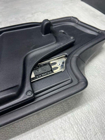 15-20 BMW F80 F82 F83 M3 M4 Center Console Armrest Arm Rest Top Black