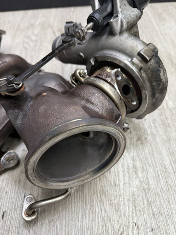 15-20 BMW F80 F82 F83 M3 M4 S55 Turbos Turbochargers OEM 7850278 7850279
