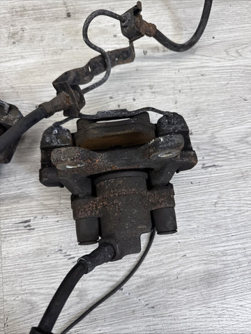 94-02 BMW E36 M3 BRAKE CALIPERS REAR OEM