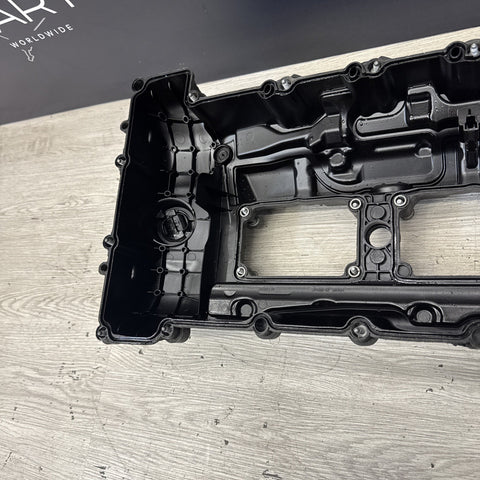 15-21 BMW F80 F82 F83 F87 M2 M3 M4 S55 ENGINE CYLINDER HEAD VALVE COVER *Notes*