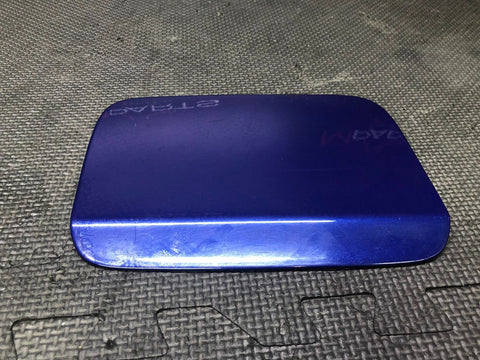 BMW E90 M3 REAR FUEL GAS FILLER CAP COVER DOOR LID BRACKET INTERLAGOS BLUE