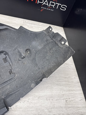 BMW F80 F82 F83 M3 M4 Front Wheel Housing Liner Front Section Right 51718054280