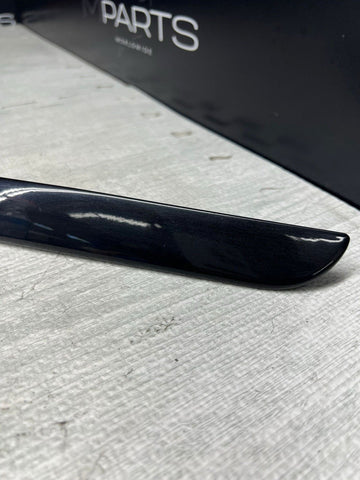BMW E36 M3 SEDAN TRUNK LID GRIP ORIGINAL COSMOS BLACK