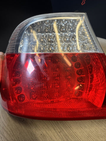 03-06 BMW E46 325 328 330 M3 COUPE LCI Left Driver Outer Tail Light 6920699-06