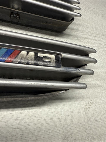 01-06 BMW E46 M3 Left Right Fender Vent Grilles Grills Trims Silver