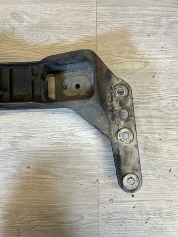 BMW E60 M5 Transmission Carrier Bracket Mount 2282027 2283285 7898305 21847570