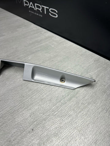 BMW E36 M3 COUPE TRUNK LID GRIP 51248413387 8413387 ORIGINAL ARCTIC SILVER