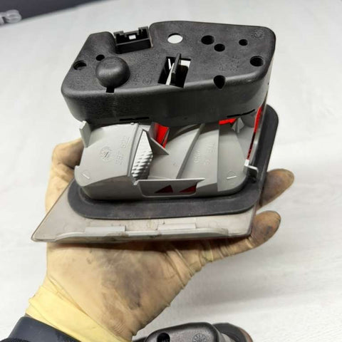 2000–2003 BMW 3 Series E46 Rear Trunk-Lid Tail Light Lamp Left+Right OEM