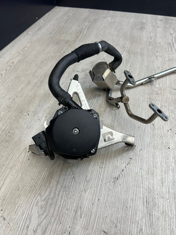 Porsche 911 991 GT3RS Secondary Air Pump 9A1.605.104.72