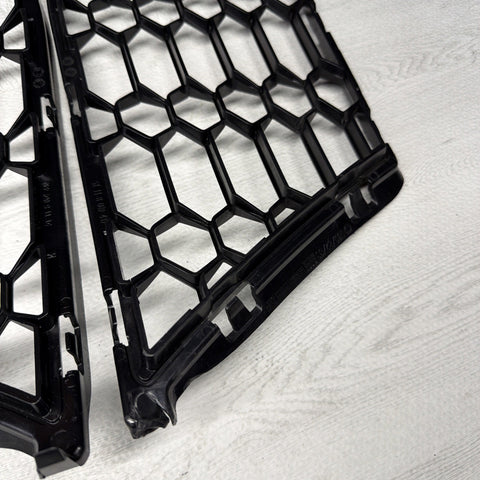 FRONT BUMPER SIDE AIR DUCTS TRIMS GRILLES SET 21-25 BMW G80 G82 G83 M3 M4