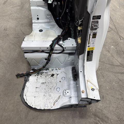 (PICKUP ONLY) BMW F82 M4 15-20 Driver Left Quarter Panel Shell