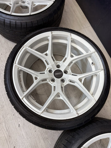 20” White Vossen Hybrid Forged HF-5 BMW G80 G82 G83 M3 M4 (21x10/22x11, 5x112)