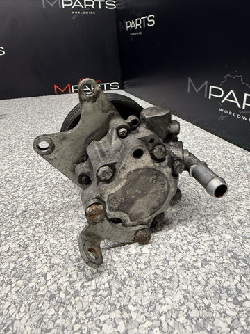 BMW 00-03 E39 M5 Power Steering Pump 2228979 2229037 1406769