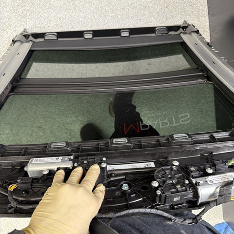 (PICKUP ONLY) 20-26 BMW F44 228I M235I PANORAMIC PANO SUNROOF SUN SHADE ROOF OEM