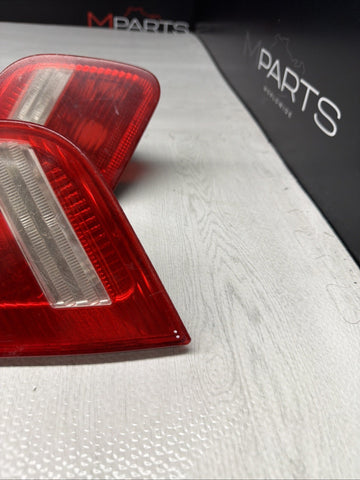 03-06 BMW E46 325 330 M3 Trunk Mounted Inner Tail Lights 6920706