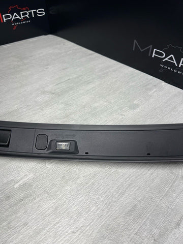 20-24 BMW F92 M8 REAR TRUNK DECK LID LICENSE PLATE LIGHT LAMP COVER PANEL TRIM