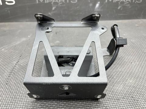 Ferrari 458 Italia, Rear Engine Hood Latch Lever Actuator