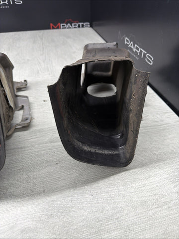 BMW E46 M3 OEM (2001-2006) BRAKE AIR INLET DUCTS + BRACKETS PAIR *1 BROKEN TAB