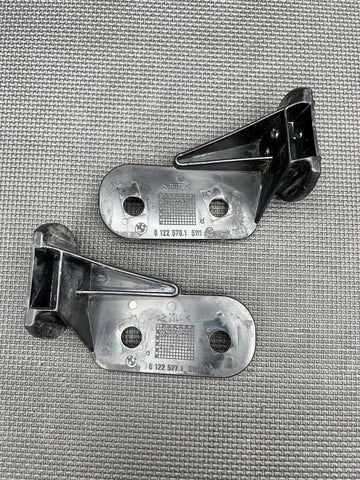 NEW BMW 3 E36 LEFT & RIGHT BUMPER MOUNTS INSERTS 51118122576 8122576 OEM