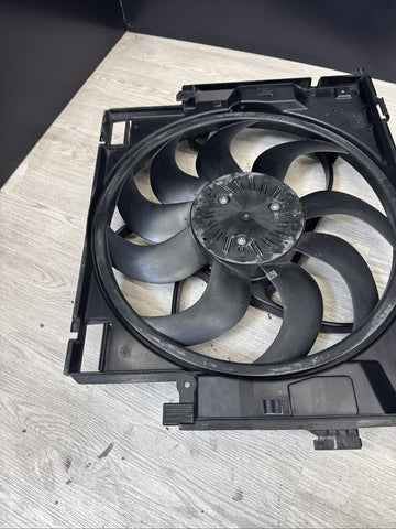 12-16 OEM BMW F22 F23 F30 F32 F33 F36 F87 M2 Radiator Cooling Fan Shroud 850W