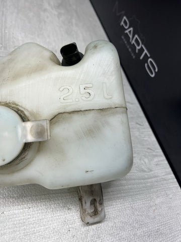 BMW OEM E36 M3 Z3 WINDSHIELD WIPER WASHER TANK 2.5L RESERVOIR M3 328 325