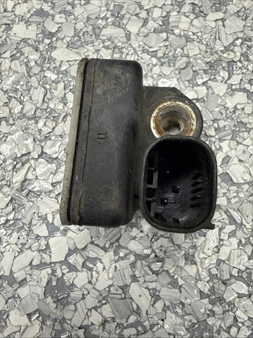 BMW 15-20 F80 F82 F83 M3 M4 Shock Acceleration Sensor 6871465