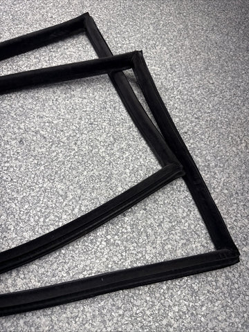 01-06 OEM BMW E46 M3 Coupe Rear Quarter Panel Window Glass Weatherstrip Seals