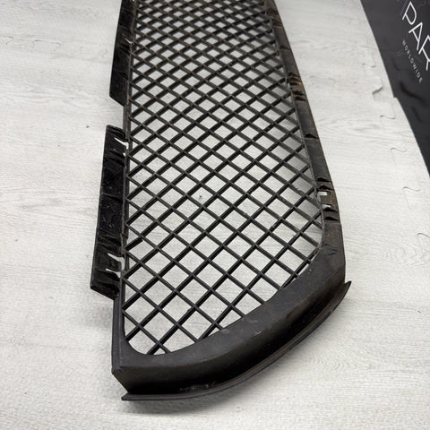 Genuine 01-06 BMW E46 M3 Front Center Bumper Grille Cover Trim *Cracked*
