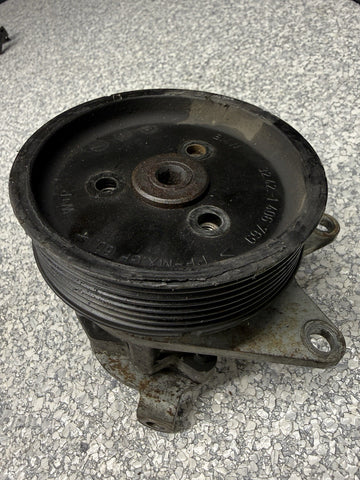 BMW 00-03 E39 M5 Power Steering Pump 2228979 2229037 1406769