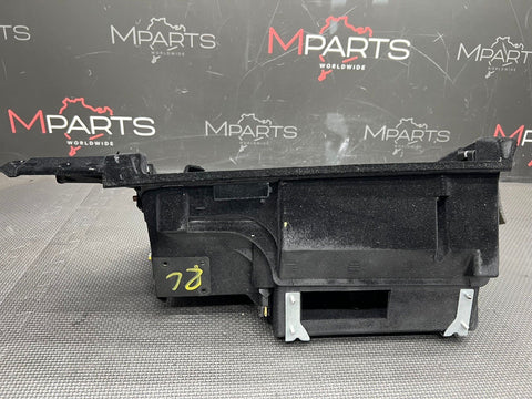 10-15 Ferrari 458 Glove Box Housing 82042800