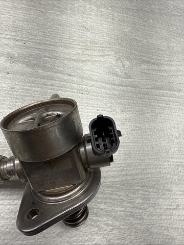 Porsche 911 991.2 GT3 2018 4.0L High Pressure Fuel Pump 9A111031595 OEM