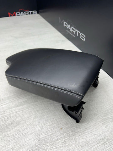 15-20 BMW F80 F82 F83 M3 M4 Center Console Armrest Arm Rest Top Black