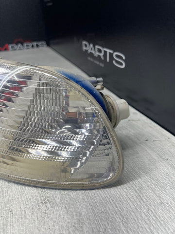 BMW E46 M3 Front Left Turn Signal Corner Light OEM Clear 63137165857 *Dirt Inner