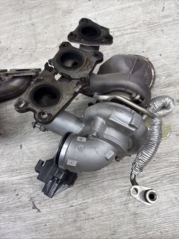 OEM BMW F80 F82 F83 F87 M2 M3 M4 S55 Engine Turbos Turbocharger Set Complete 34k