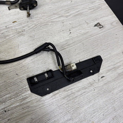 BMW E46 M3 01-06 SMG GPS Gear Shift Actuator Position Sensor OEM *Connector*