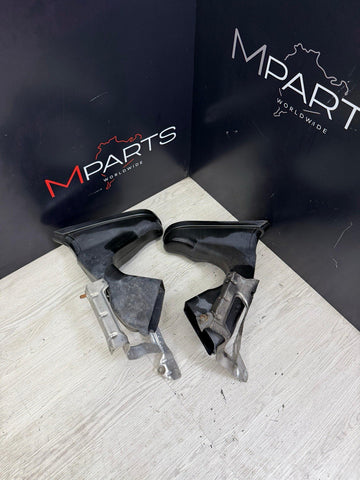 06-10 BMW E63 E64 M6 FRONT BUMPER LOWER BRAKE AIR DUCTS 7899787 7899788