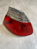 BMW E46 325 330 M3 CONVERTIBLE LED TAIL LIGHT RIGHT PASSENGER 6937454