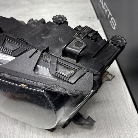 02-06 BMW E46 M3 ORIGINAL Left Driver Side Bi Xenon Headlight *Notes*