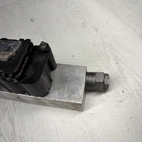 BMW S54 E46 M3 VANOS Control Solenoid Valve Block MCU 2001-2006