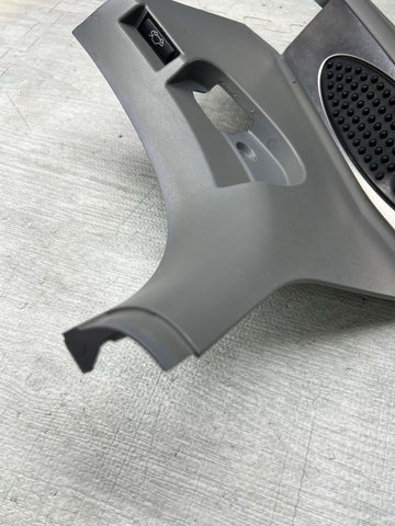 01-06 BMW E46 M3 GREY GRAY DEAD PEDAL KICK PANEL COVER 7902400