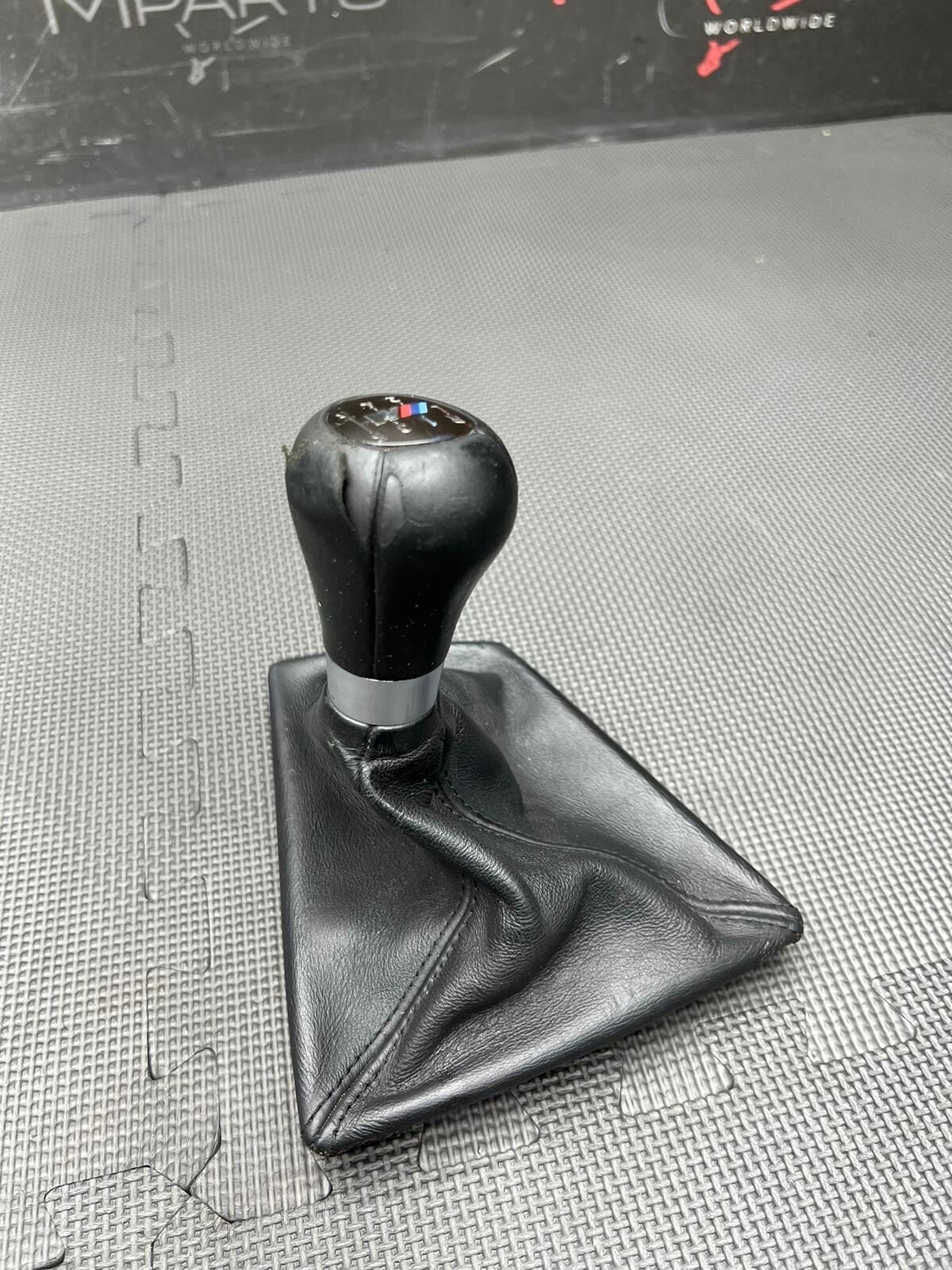 BMW M3 M4 F80 F82 F83 Carbon Fiber Gear Shift Knob Cover BMW M3 M4 F80 F82 F83 Carbon Fiber Gear Shift Knob Cover